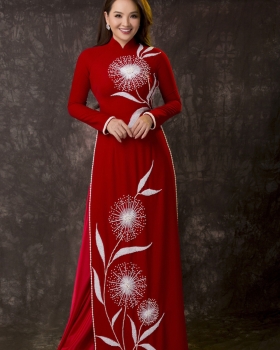 Áo dài đính đá họa tiết