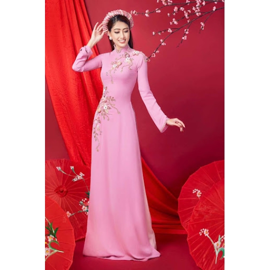 Áo dài thêu hoa văn